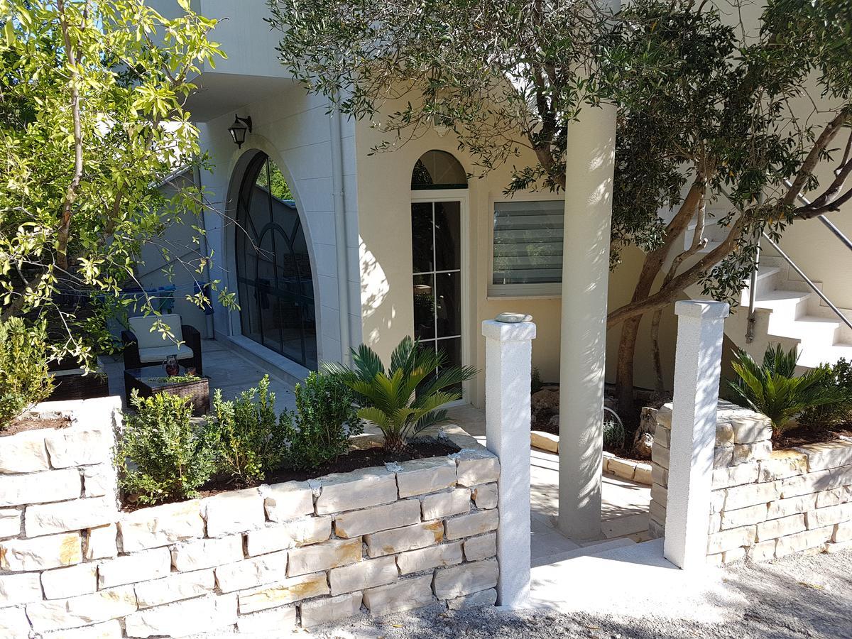 Apartments Vile Holiday Zivogosce Exterior photo