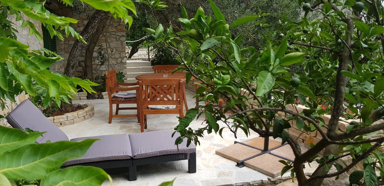 Apartments Vile Holiday Zivogosce Exterior photo